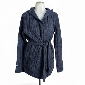Large Abercrombie & Fitch Blue Knit Cardigan